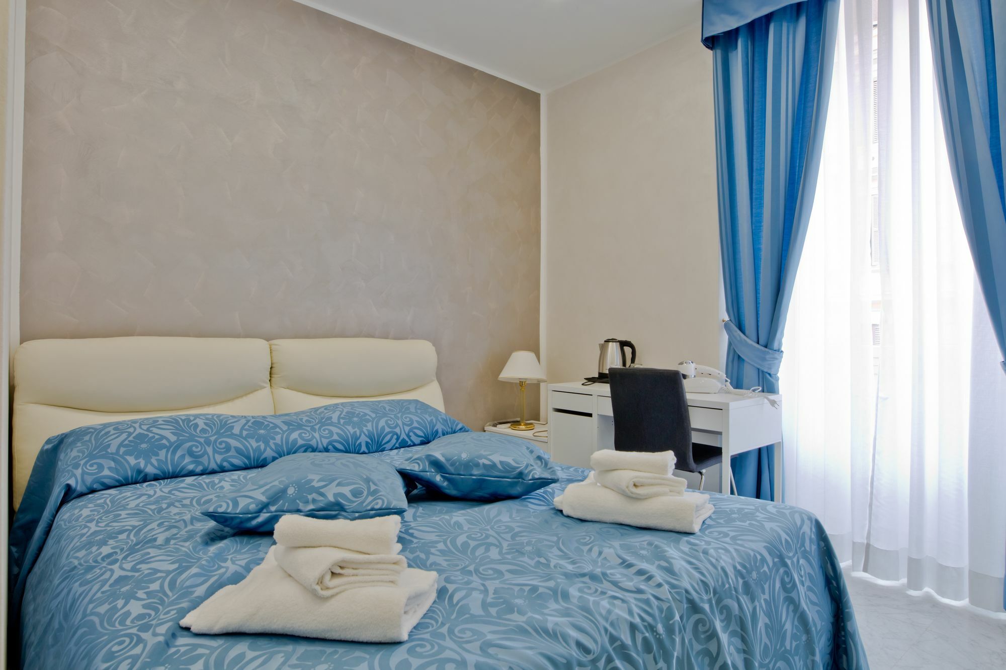 Oscar 2 Hotel Róma Kültér fotó